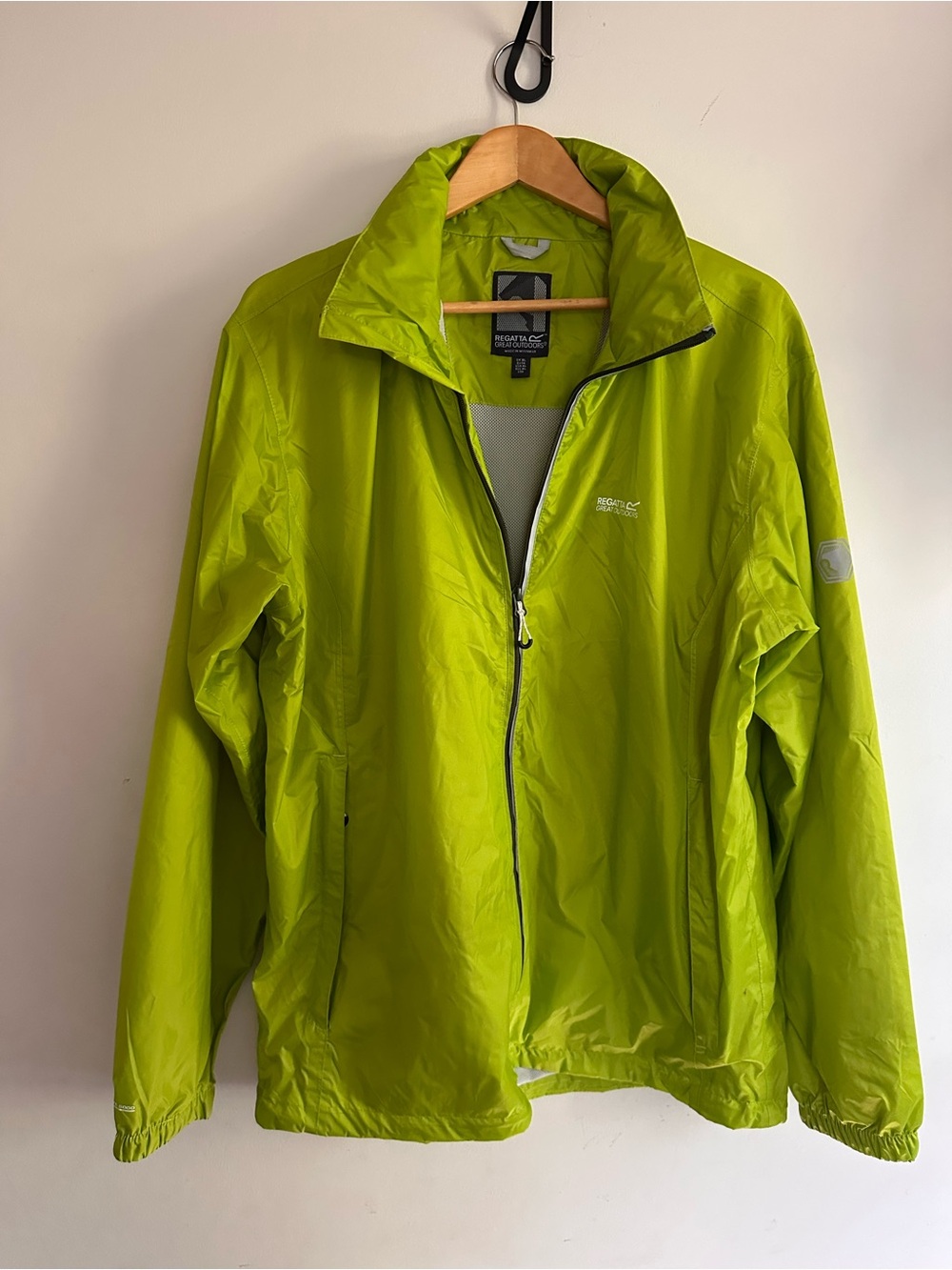 Regatta Great Outdoors Men’s XL Lime Green Waterproof Rain Jacket Hood